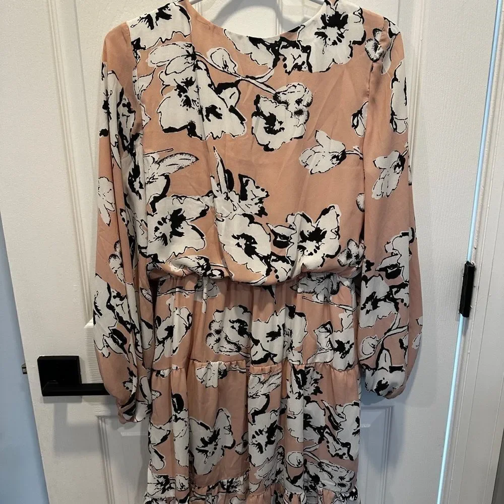 Dokotoo‎ 2023 Spring Neck Mini Pink and BW floral Swing Dress